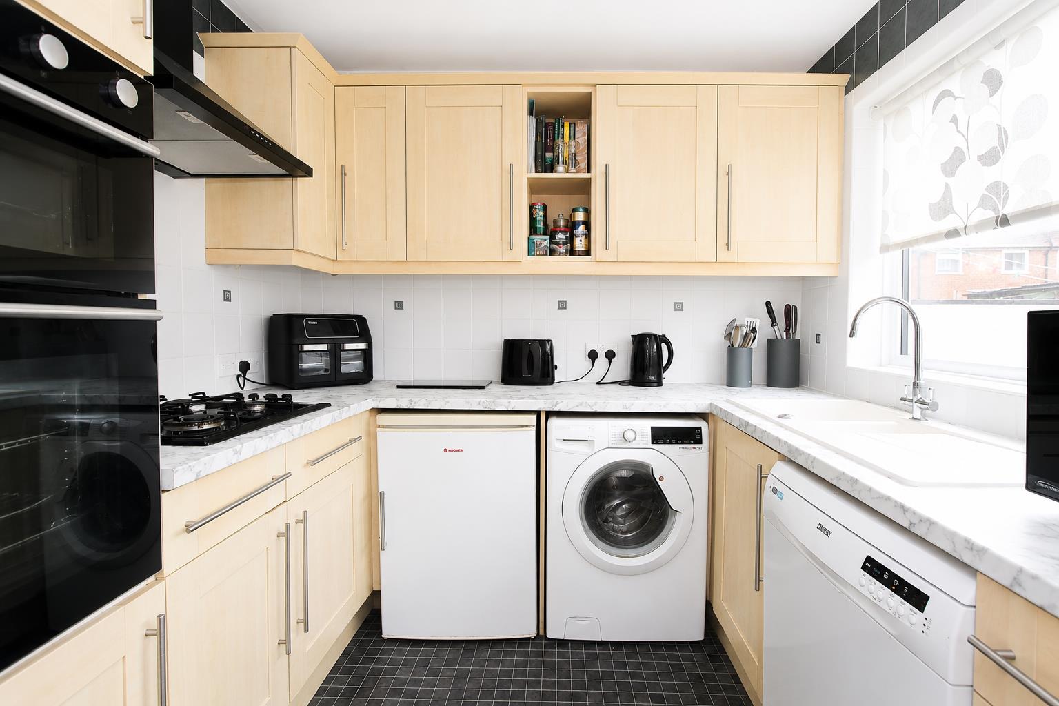 Godalming Avenue, Wallington
